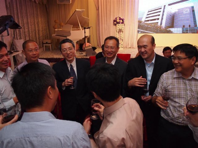 P9273654 (Large)